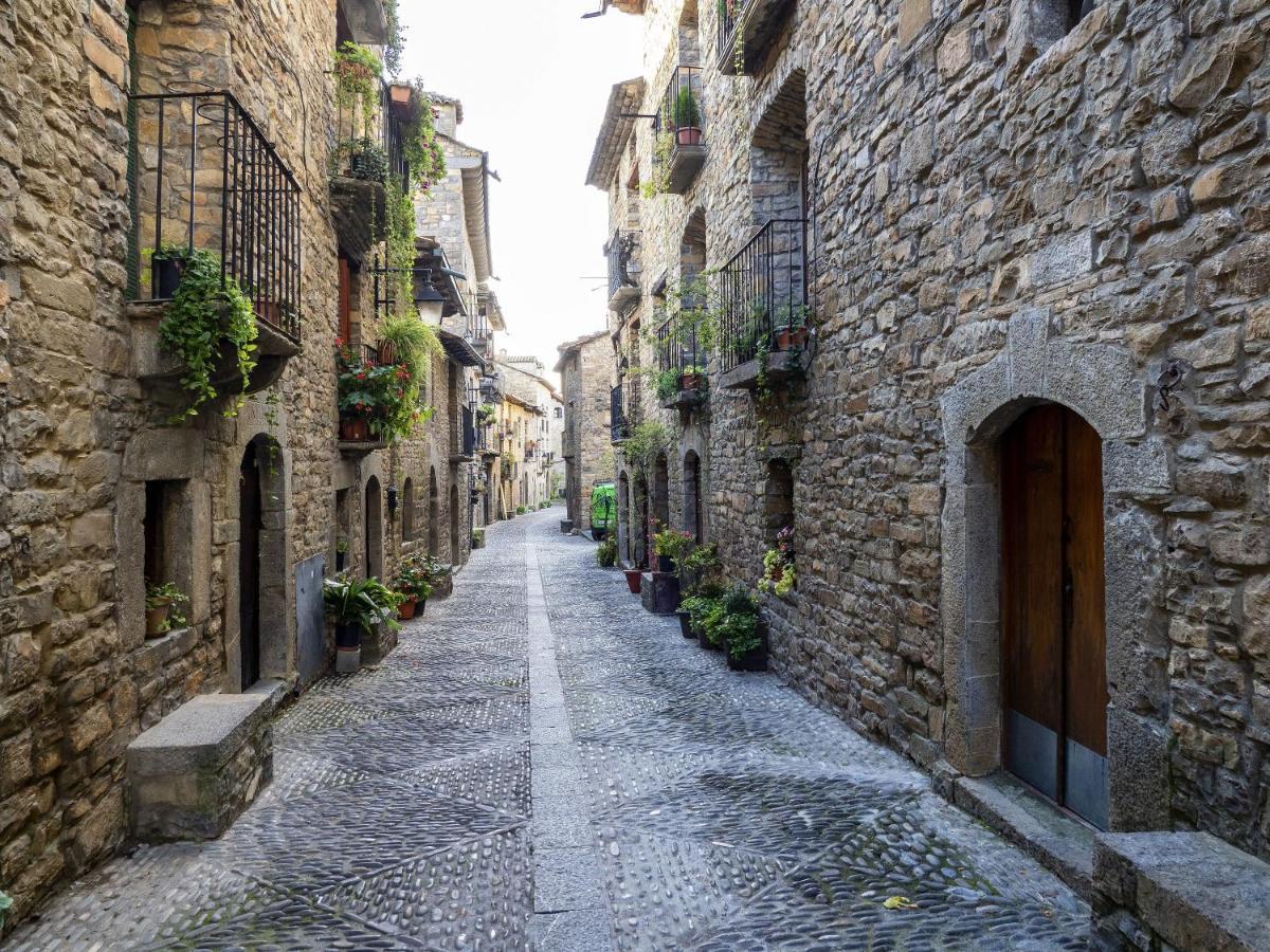 Apartamento Vista Al Ara Ainsa Luaran gambar